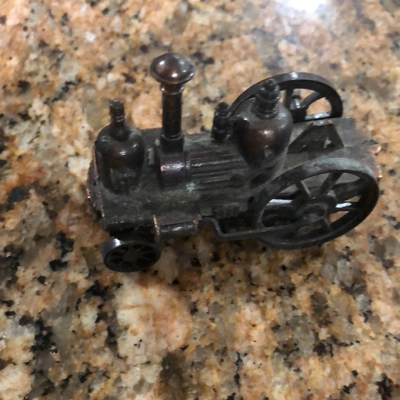 VTG Cast Iron Pencil Sharpener - Picture 3 of 9